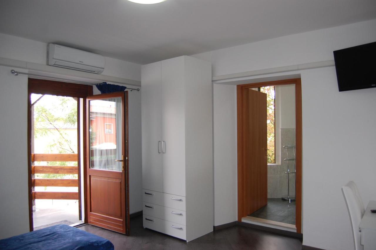 Affittacamere Derby Ranica Habitación foto